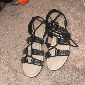 Vera Wang Sandals